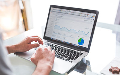 深入貫徹中央八項規定精神學習教育（第100期）